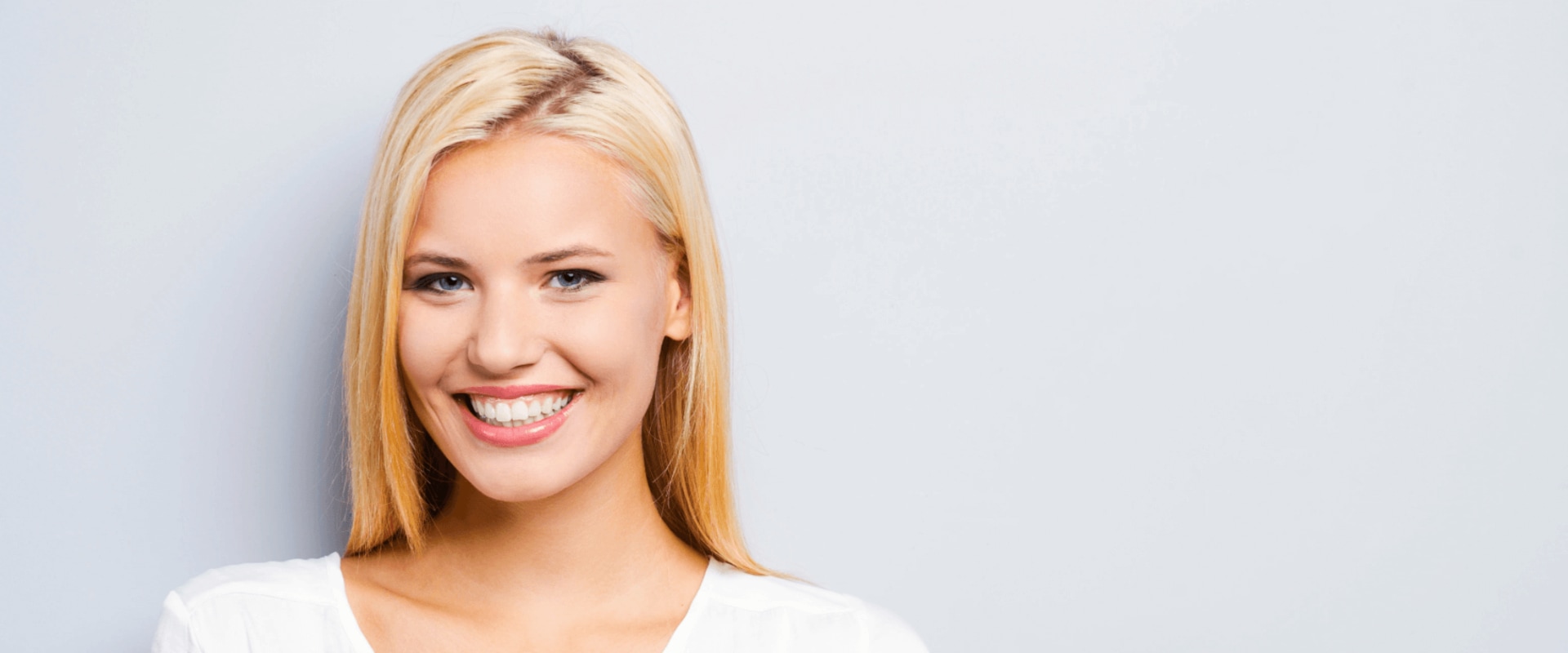 Preparing for Your Smile Makeover Consultation: A Comprehensive Guide